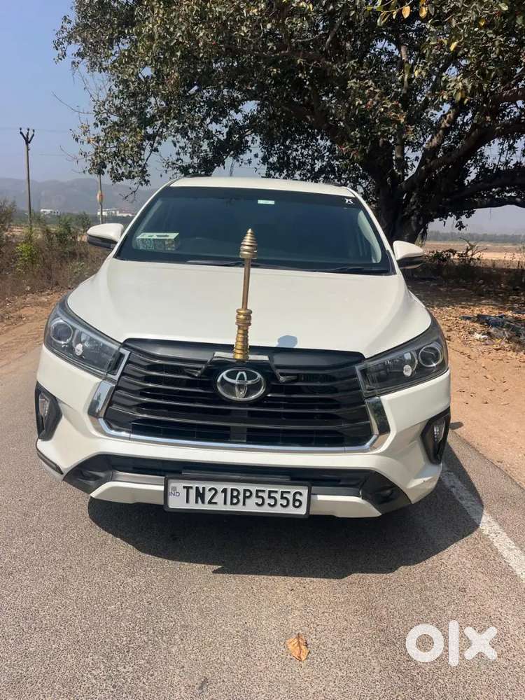 Innova Crysta 2.4 V 2021 Model