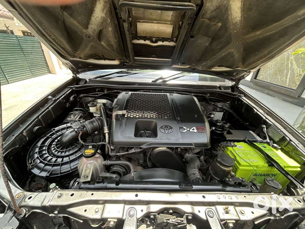 Toyota Fortuner 3.0 4x4 Manual, 2011, Diesel