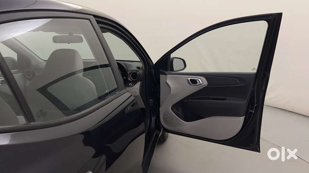 Hyundai Aura Sx 1.2 (o) Petrol, 2024, Petrol