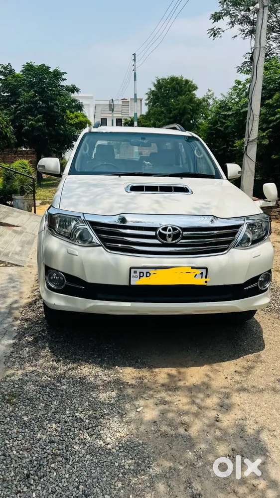 Toyota Fortuner Diesel 2015