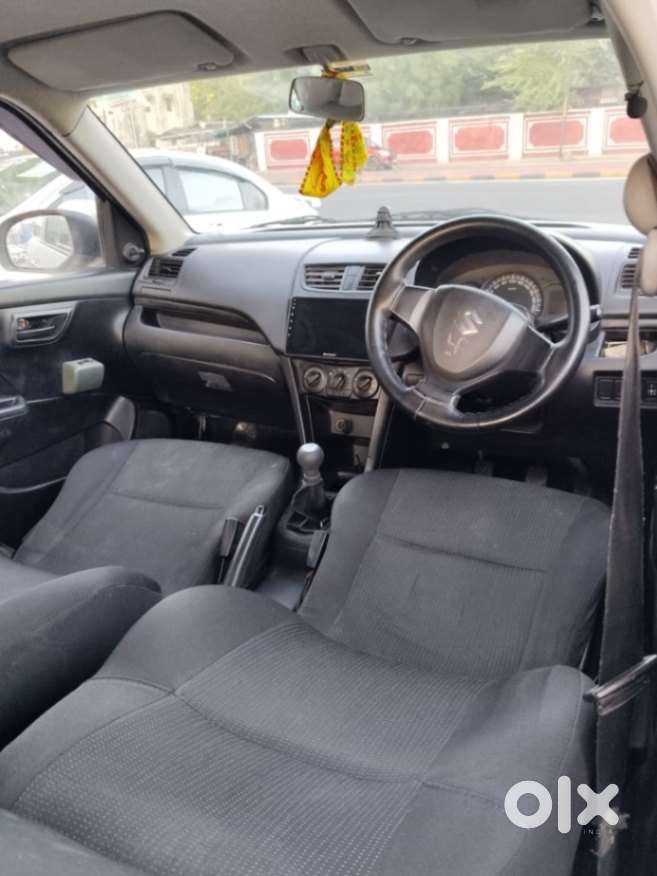 Maruti Suzuki Swift 1.2 Lxi (o), 2013, Petrol
