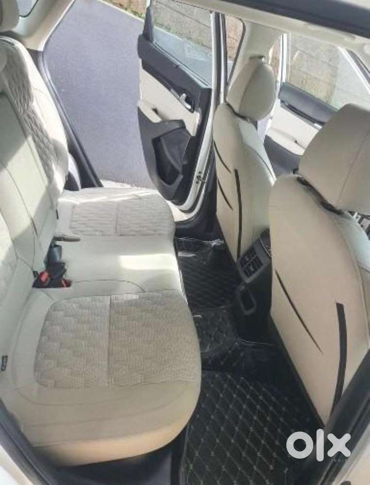 Kia Seltos 2020 White Petrol 95000 Km Driven