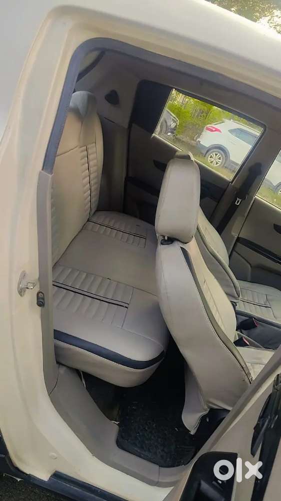 Mahindra Kuv 100 2017 Car