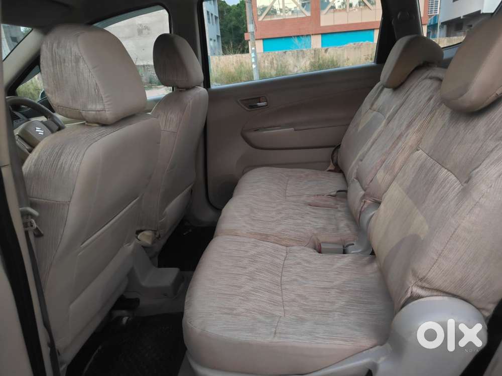 Maruti Suzuki Ertiga 1.4 Vxi Cng Anniversary Edition, 2014, Cng & Hy..