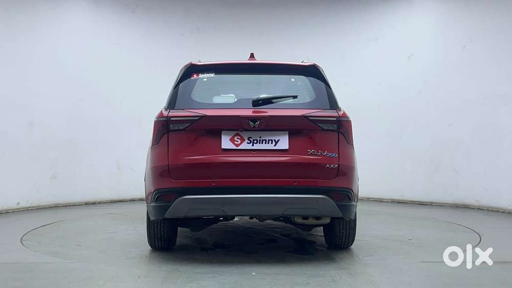 Mahindra Xuv700 2.0 Ax 7 Petrol At Str, 2024, Petrol