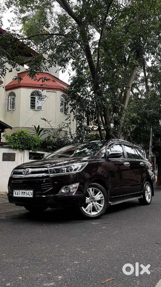 Toyota Innova Crysta 2.8 Zx At 7 Seater, 2019, Diesel
