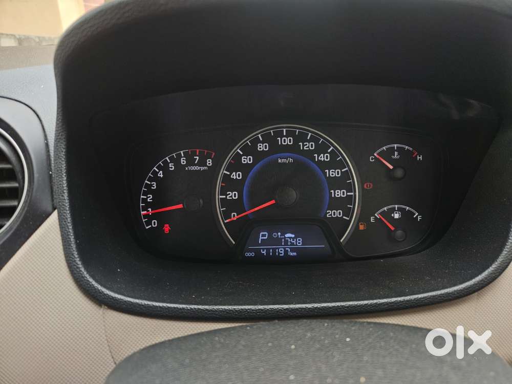 Hyundai Grand I10 Asta Automatic 1.2 Kappa Vtvt, 2016, Petrol