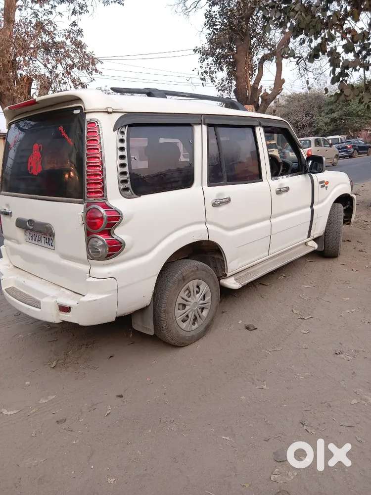 Mahindra Scorpio 2012 Diesel Manual 98000 Km