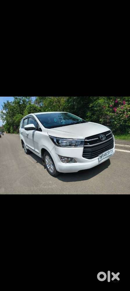 Toyota Innova Crysta 2.4 G Mt 7 Str, 2020