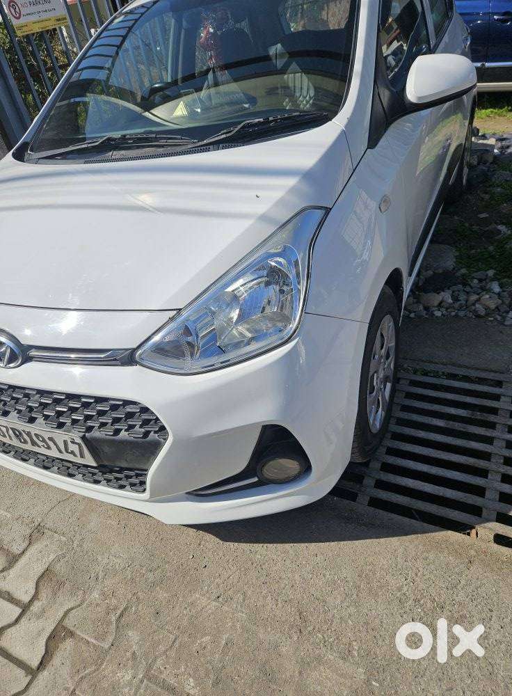 Hyundai Grand I10 Sportz 1.2 Kappa Vtvt, 2017, Petrol