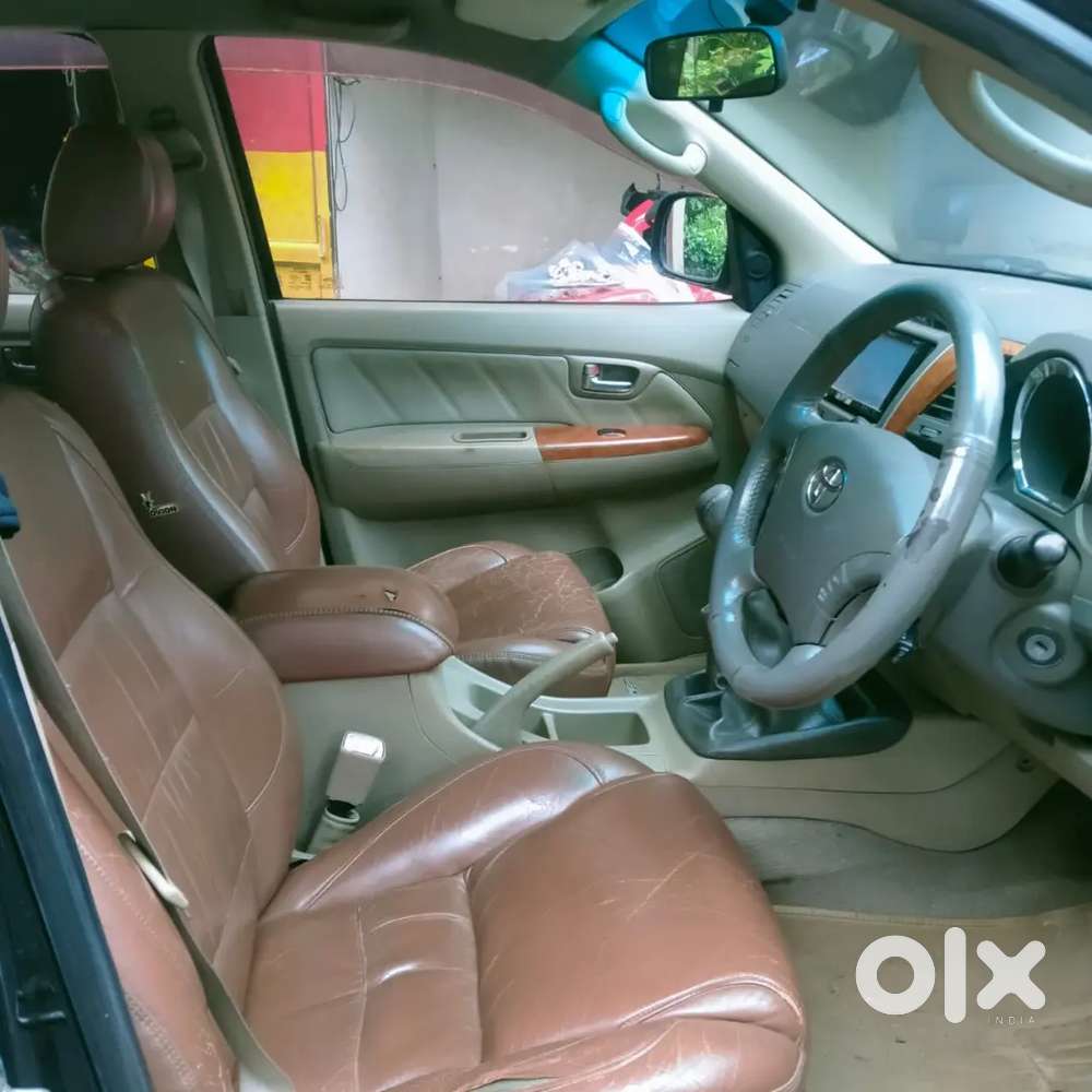 Toyota Fortuner 2009 Diesel Well Maintained
