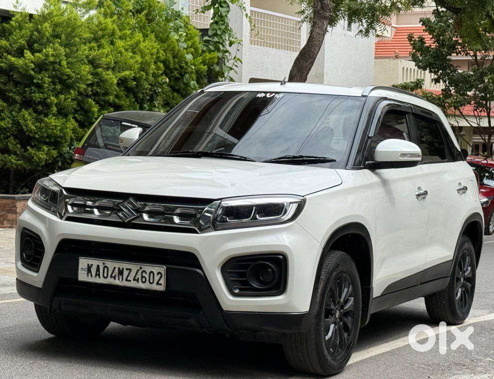 Maruti Suzuki Brezza 1.5 Zxi Smart Hybrid, 2021, Petrol