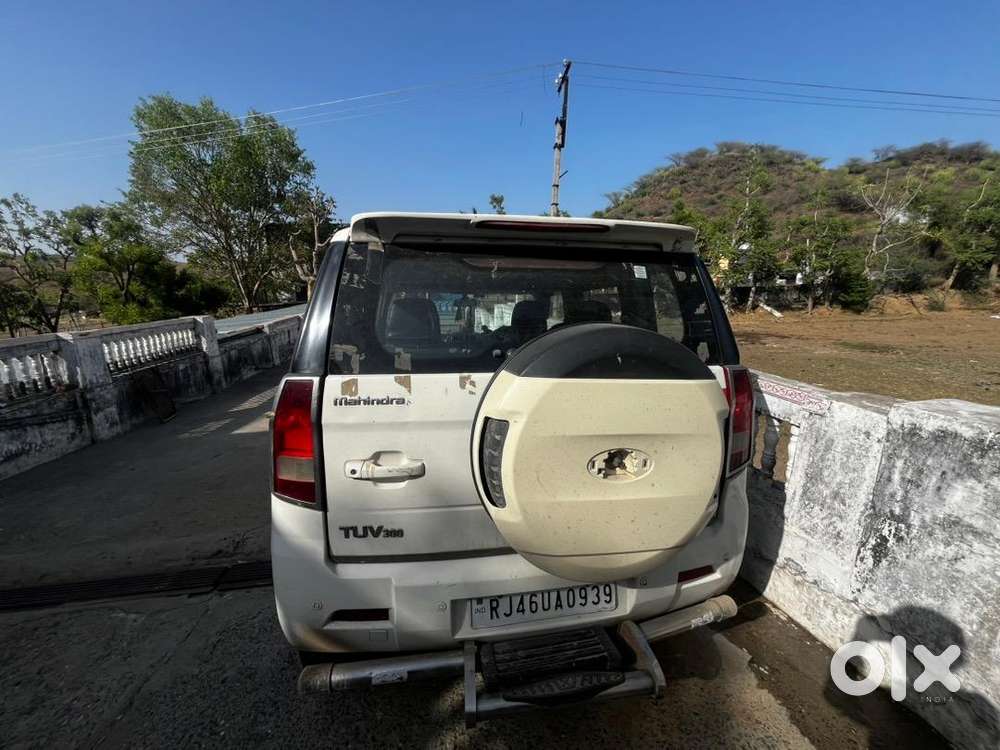 Mahindra Tuv 300 2016 Diesel Well Maintained