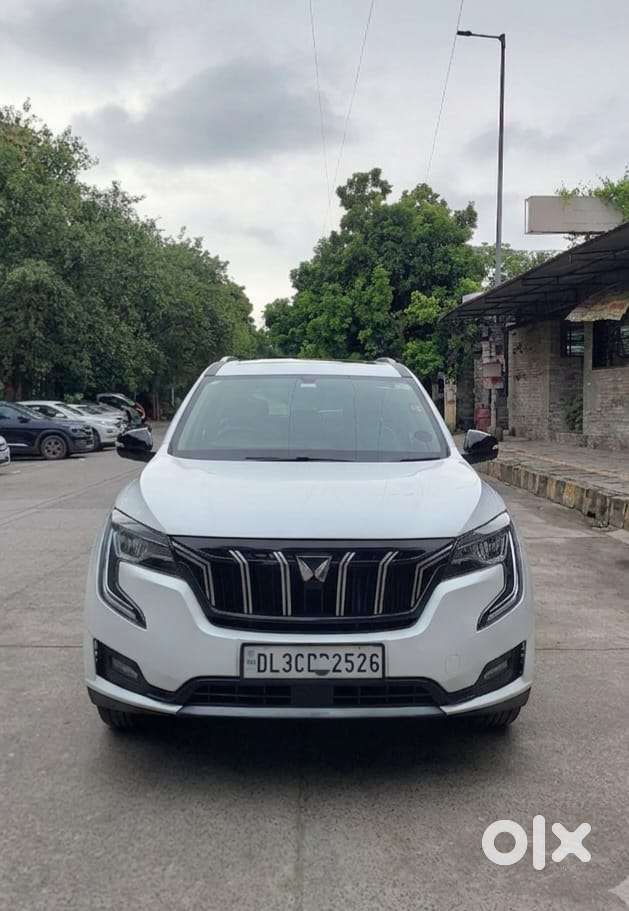 Mahindra Xuv700 2.0 Ax 5 Petrol At Str, 2024, Petrol