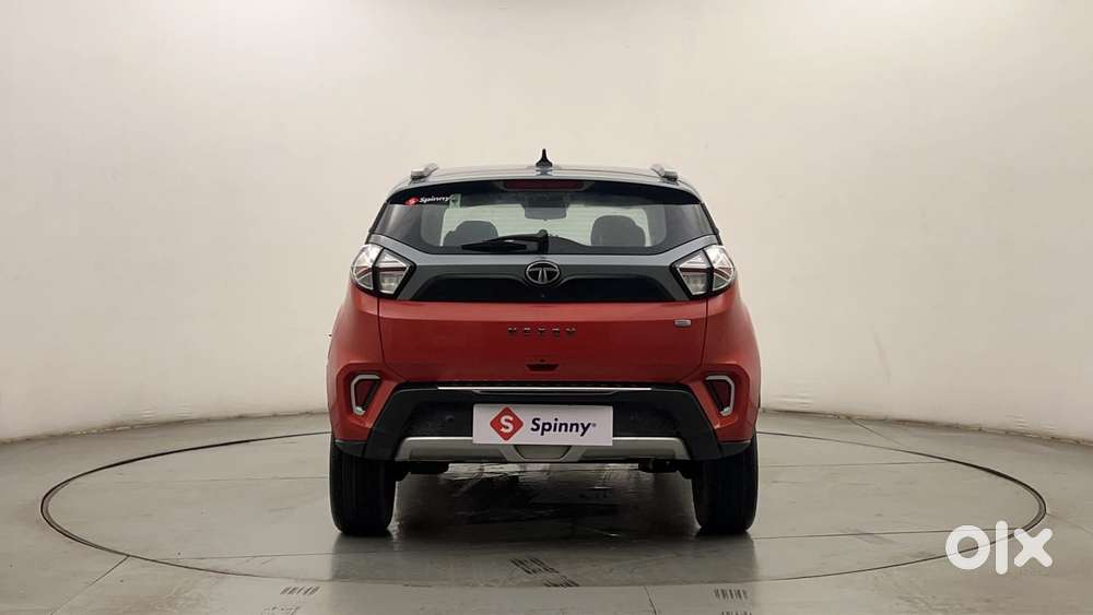 Tata Nexon 1.5 Revotorq Xza Plus Dual Tone Roof (o) Amt, 2021, Diese..