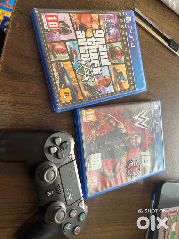 Ps 4 Remote and two games gta 5,2k 18