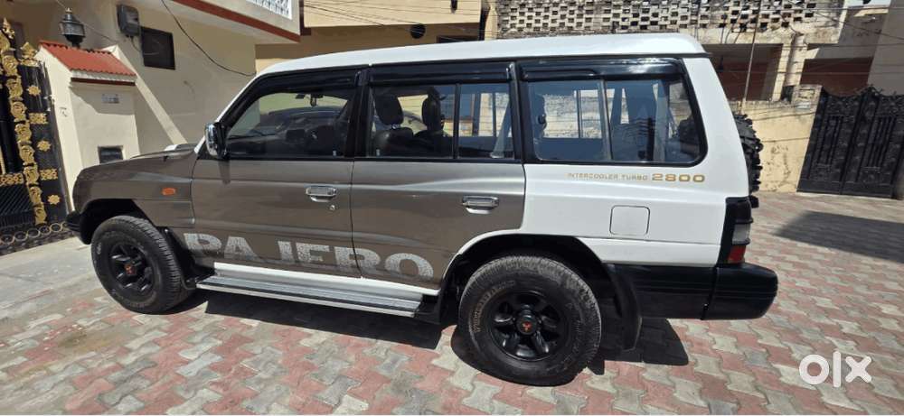 Pajero Sfx 4x4 For Sale