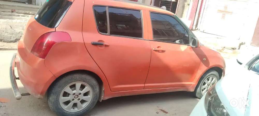 Maruti Suzuki Swift Dzire 2007 Petrol 128475 Km Driven