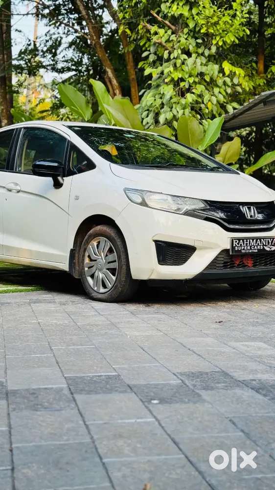 Honda Jazz 2015 Diesel Well Maintained