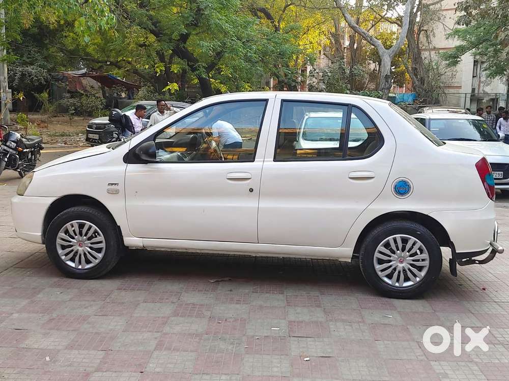 Tata Indica Ev2 Ev2 Glx Emax, 2016, Cng & Hybrids