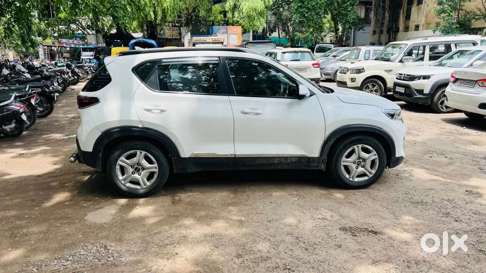 Kia Sonet 2022 Petrol 33000 Km Driven. Excellent Condition