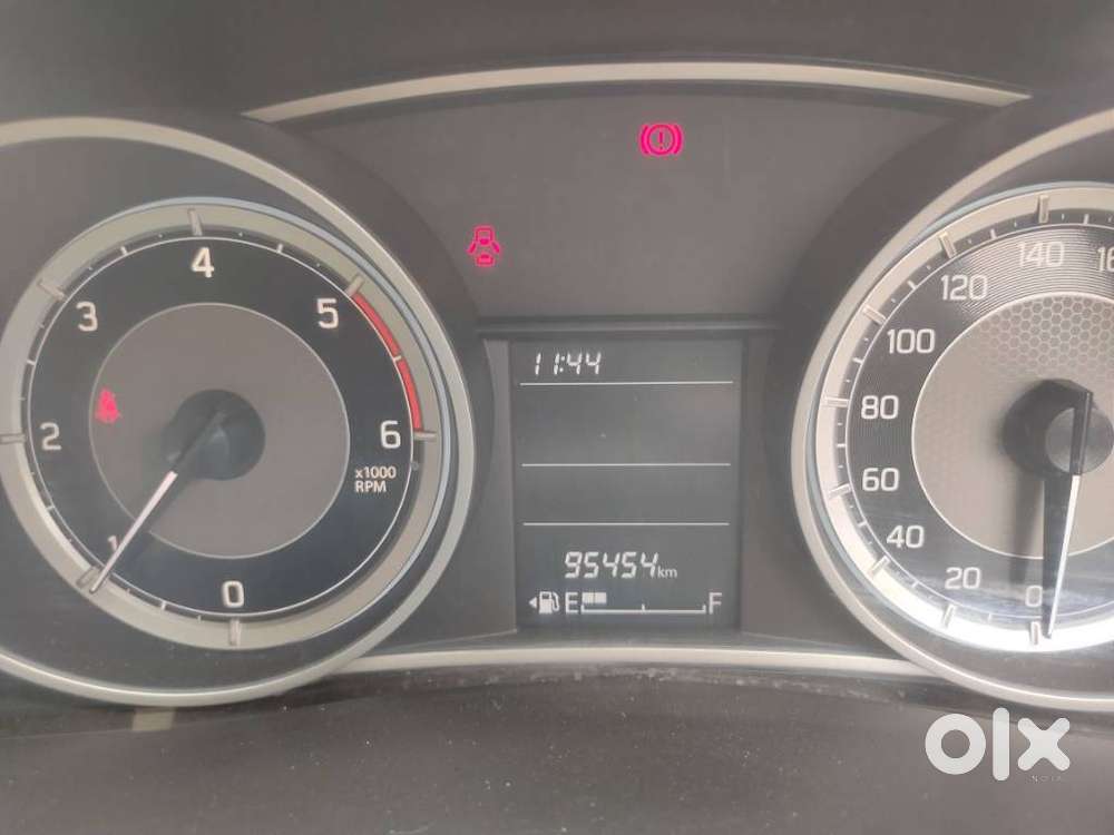 Maruti Suzuki Swift Dzire Vdi (o), 2018, Diesel