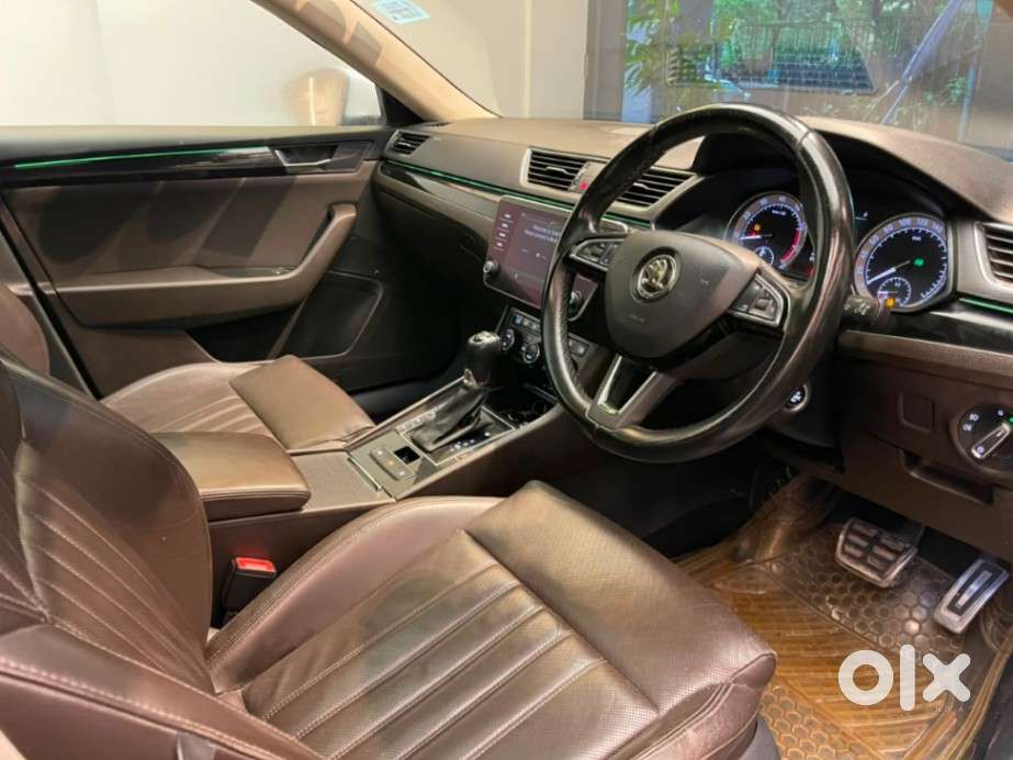 Skoda Superb 2.0 L&k Tsi At, 2019, Petrol