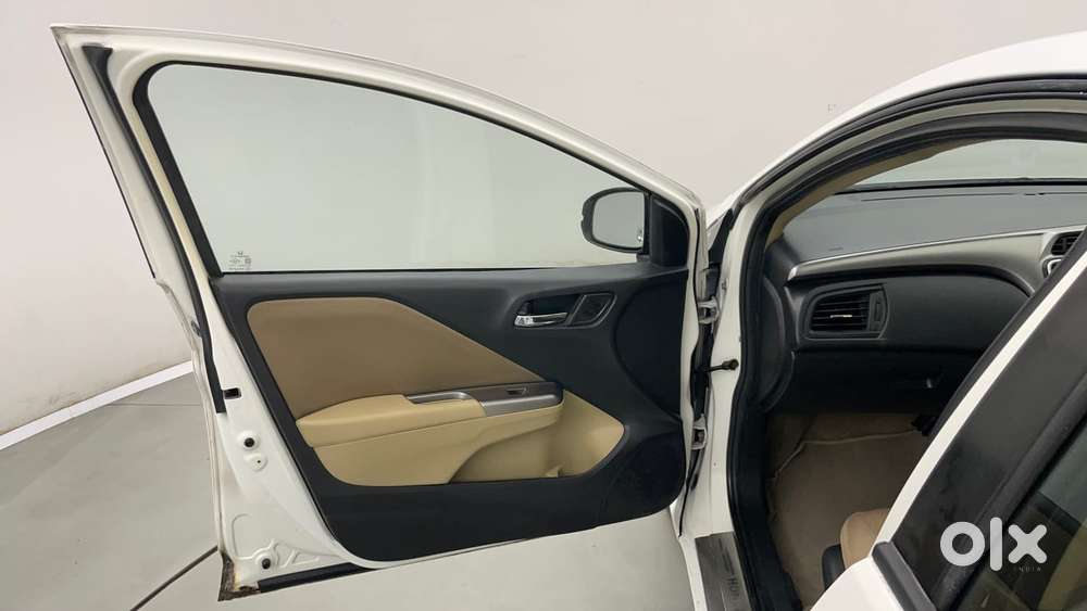 Honda City I-vtec S, 2015, Petrol