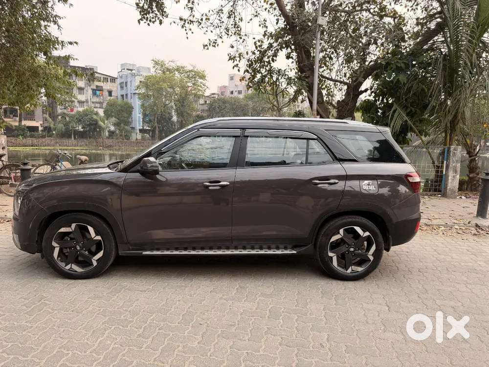 Only 31000 Kms(with Records)diesel Automatic Alkazar