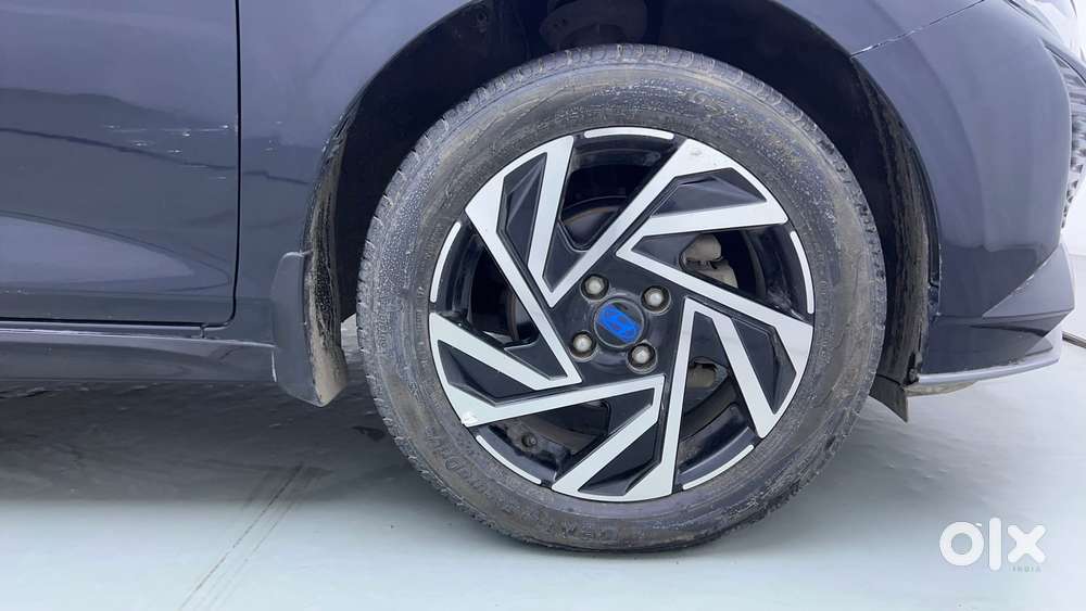 Hyundai New I20 1.2 Asta (o) Ivt, 2024, Petrol