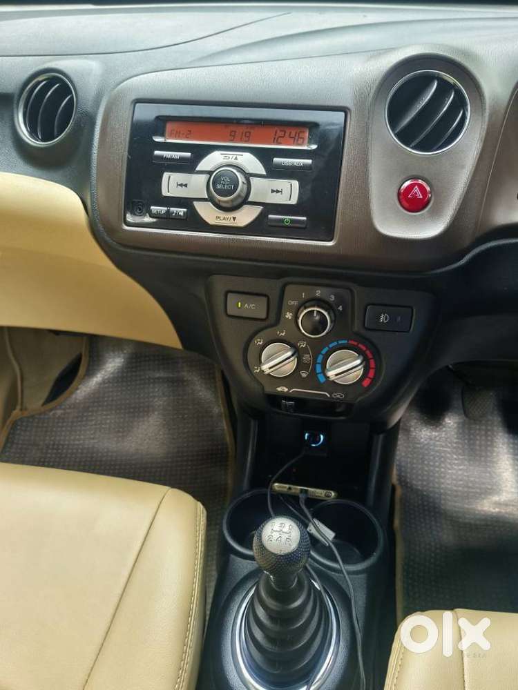 Honda Brio Vx Mt, 2011, Petrol
