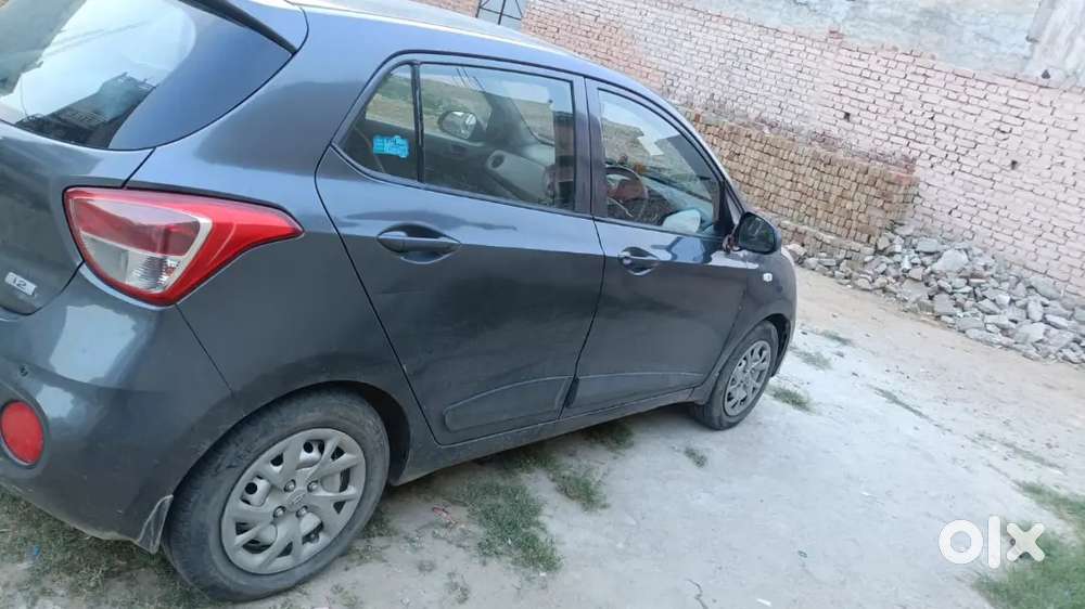 Hyundai Grand I10 2017 Cng & Hybrids Well Maintained