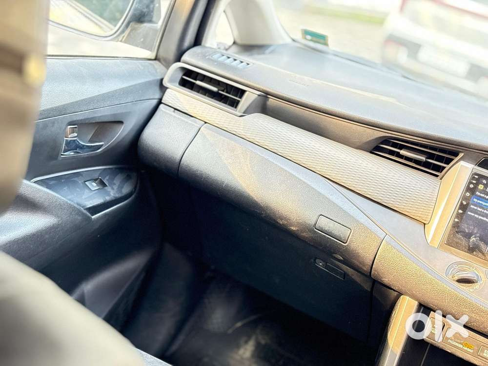 Toyota Innova Crysta 2.7 Gx Mt, 2016, Diesel