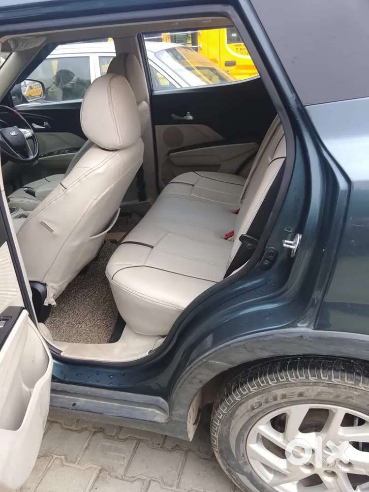 Mahindra Xuv300 W8 Diesel 2022