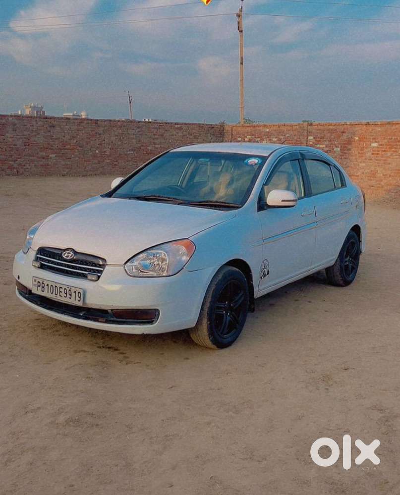 Hyundai Verna 2011 Diesel Well Maintained