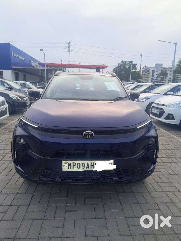 Tata Nexon Smart Plus1.2 Revotron Petrol 5 Mt, 2025, Cng & Hybrids