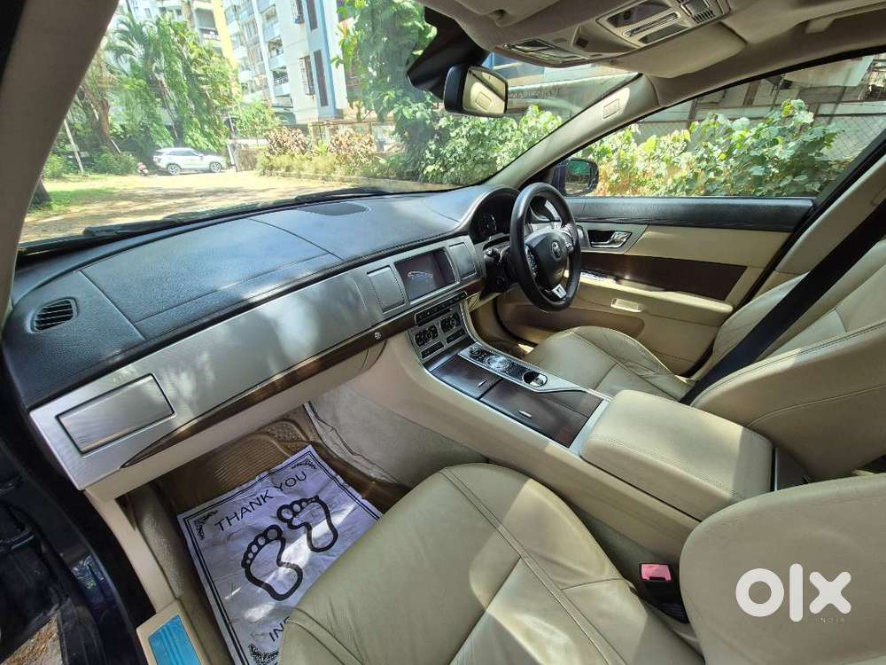 Jaguar Xf (2.2 Luxury)