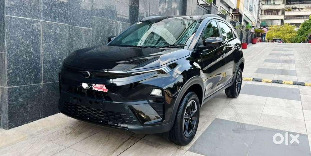 Tata Nexon Creative Plus 1.2 Petrol 6mt Dark Edition, 2025, Petrol