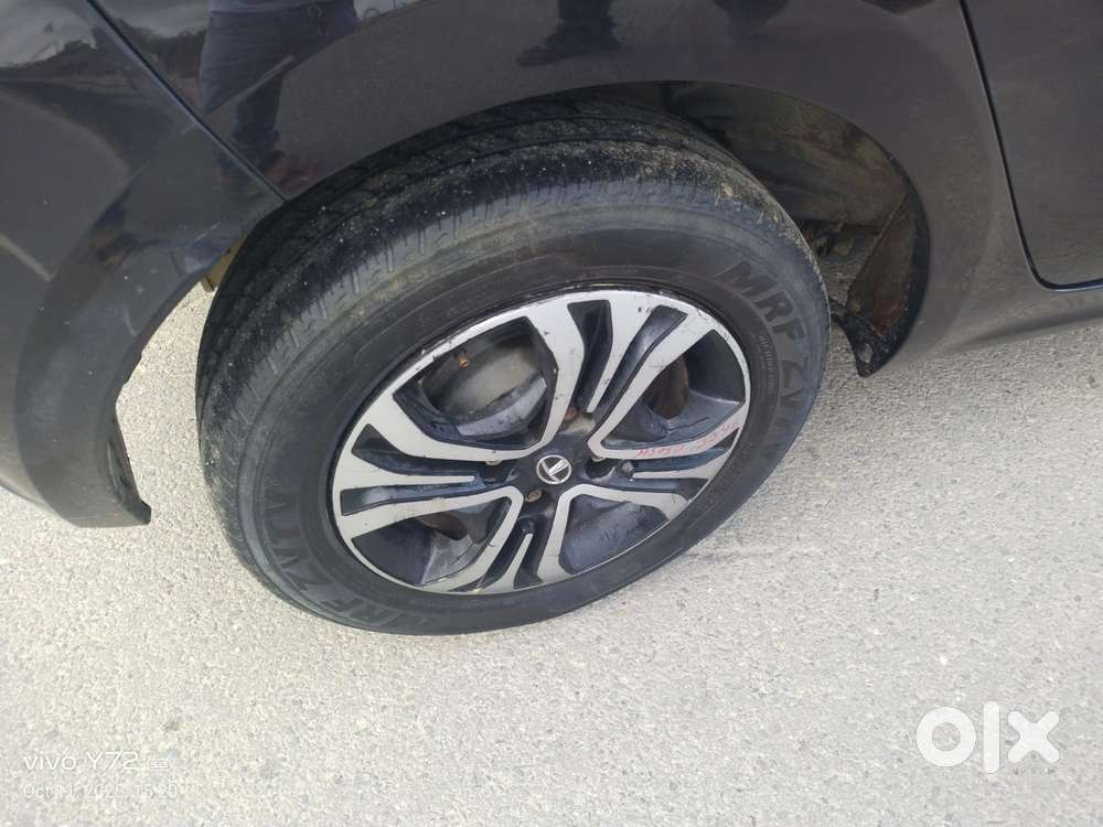 Tata Tiago 1.2 Revotron Xt (o), 2023, Petrol