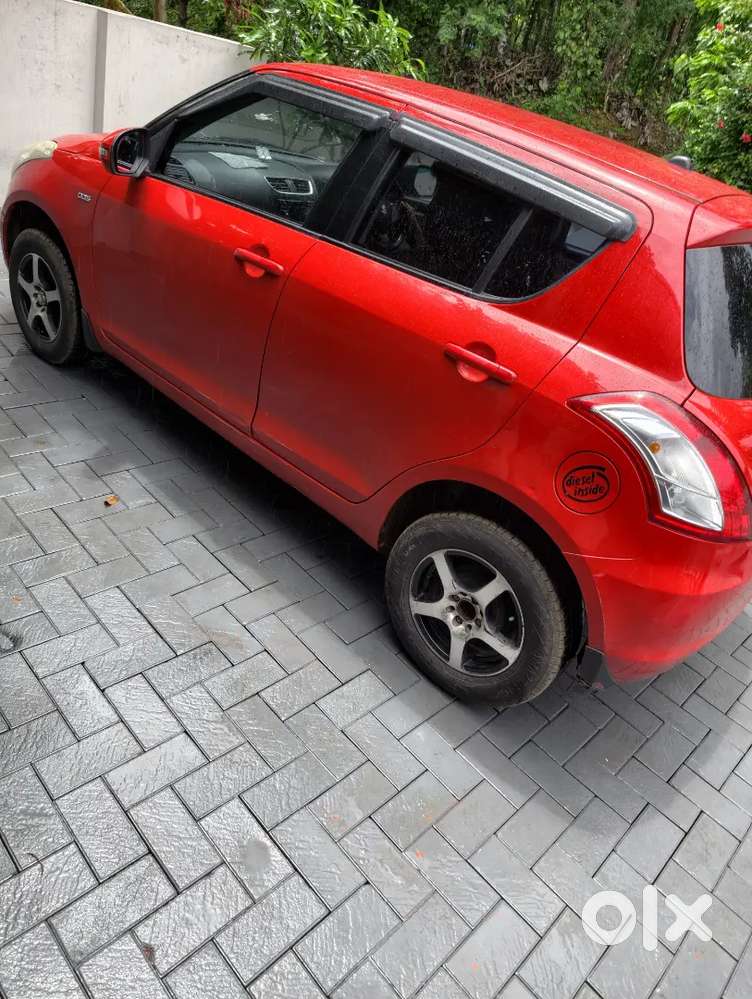 Maruti Suzuki Swift 2016 Diesel 97500 Km Driven