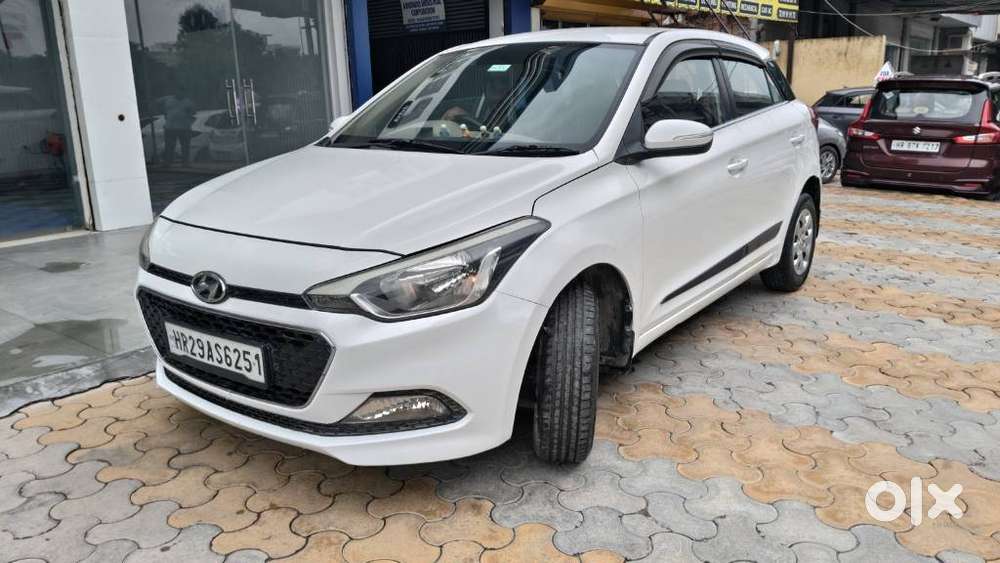 Hyundai I20 Sportz 1.2 Bs-iv, 2018, Petrol
