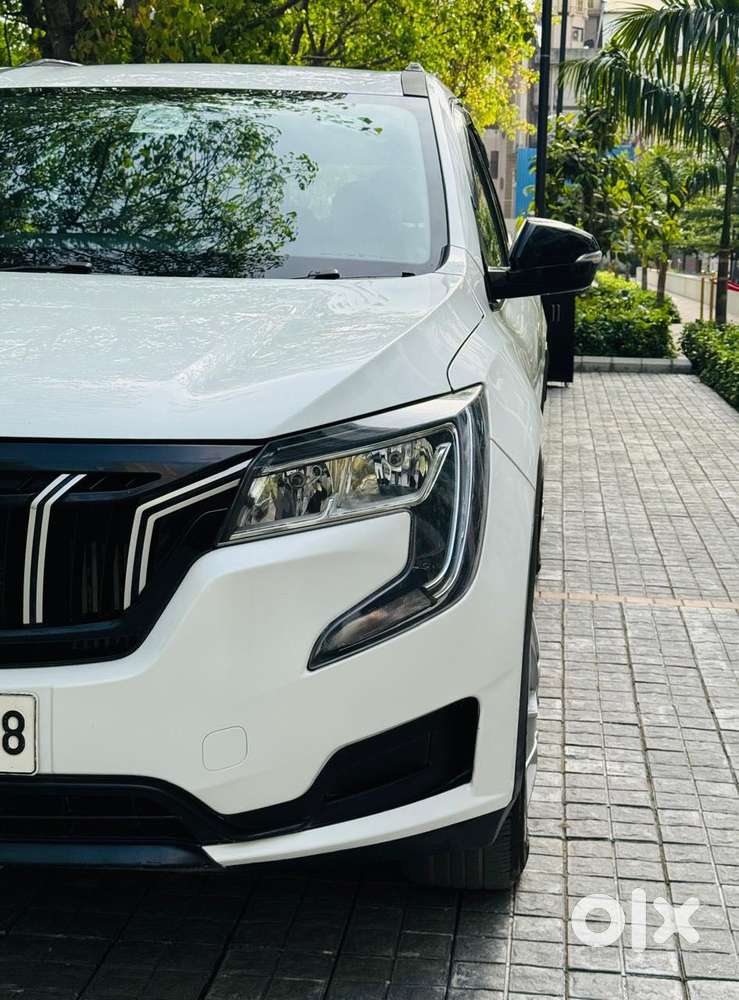 Mahindra Xuv700 2.2 Mx Diesel Mt 5 Str, 2023, Diesel