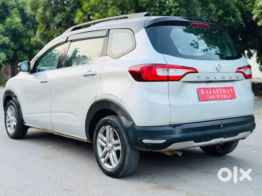 Renault Triber Rxz, 2022, Petrol