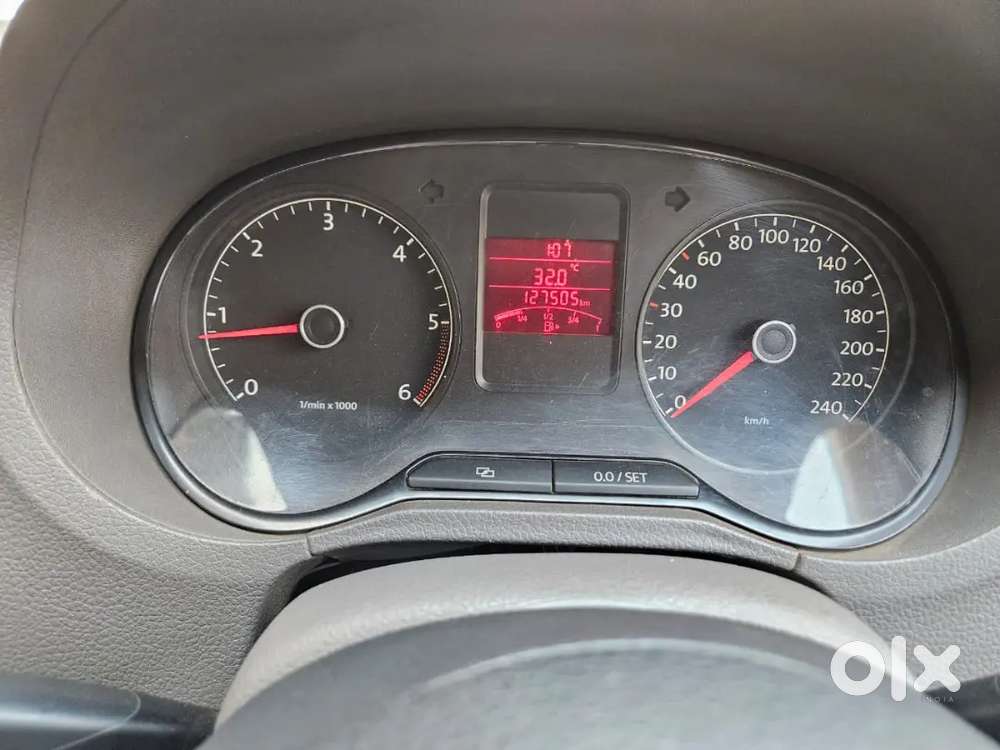 Volkswagen Vento Diesel Highline 2013