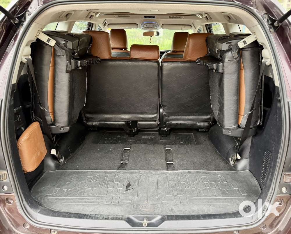 Toyota Innova Crysta 2.7 Vx Mt, 2018, Diesel