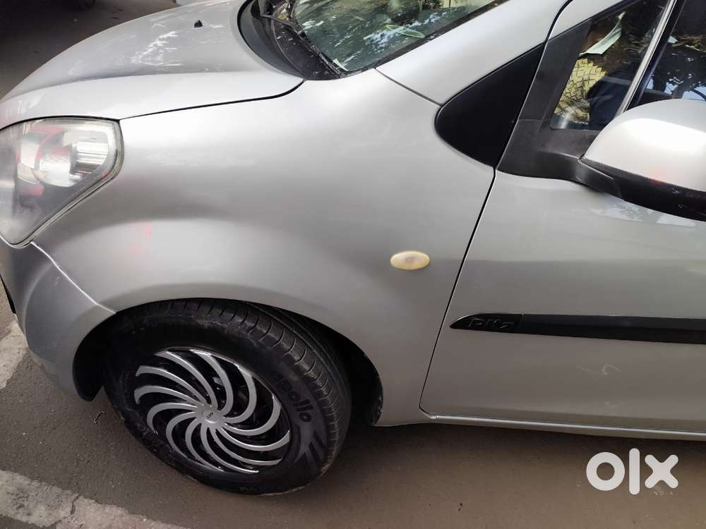 Maruti Suzuki Ritz Vxi, 2010, Petrol