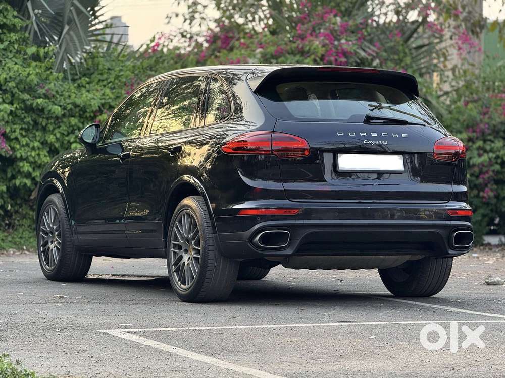 Porsche Cayenne Platinum Edition, 2018, Petrol