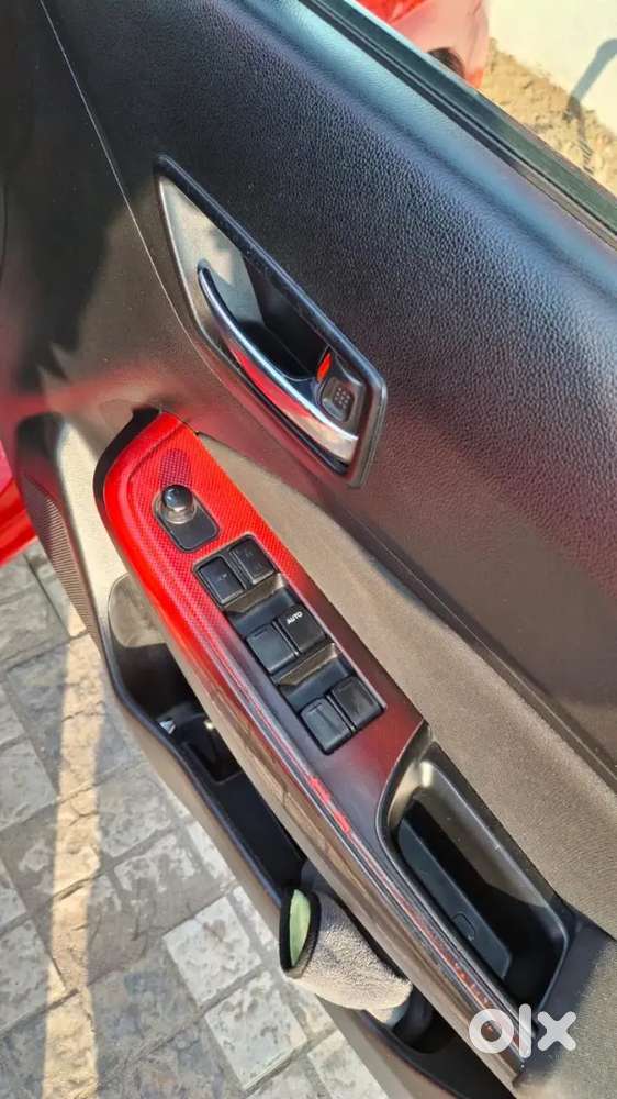 Well Maintained Swift Petrol 2018 (limited Edition) -