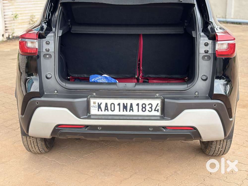 Nissan Magnite Xv Turbo, 2026, Petrol
