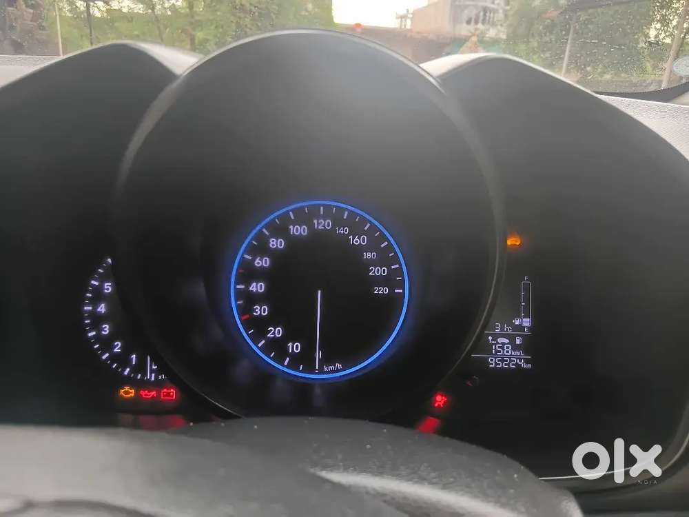 Hyundai Venue 2021 Petrol Well Maintained